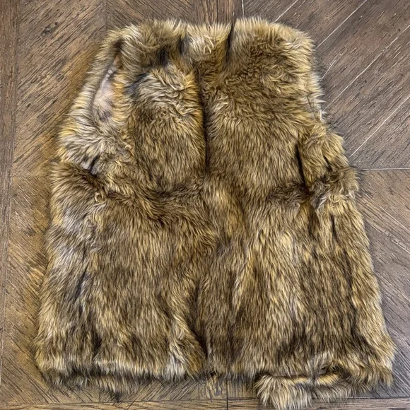 Merona Faux Fur Vest in Brown - Size XS - Picture 3 of 5